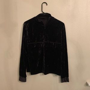 Black velvet pullover